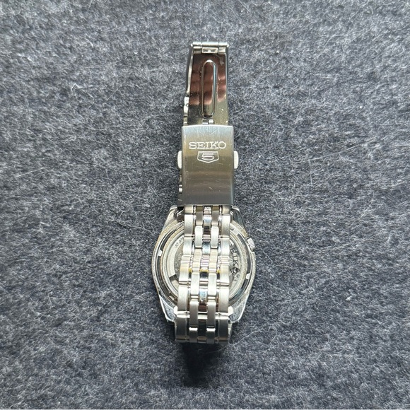 Seiko 5 Automatic Watch - Picture 3 of 5